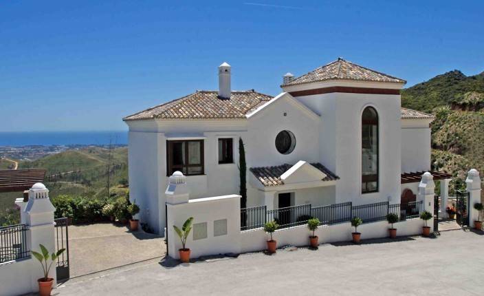 Brand new exclusive villas for sale in Benahavís